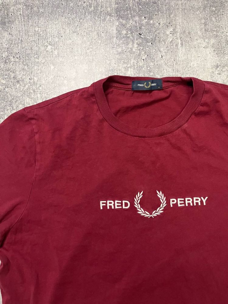 Футболка Fred Perry Big Logo