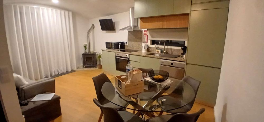 Aluguer quarto / casa