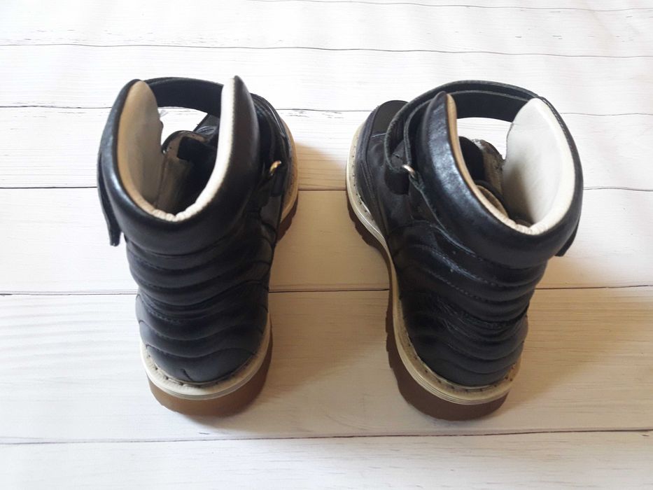 Демисезонные женские французские ботинки Cotélac