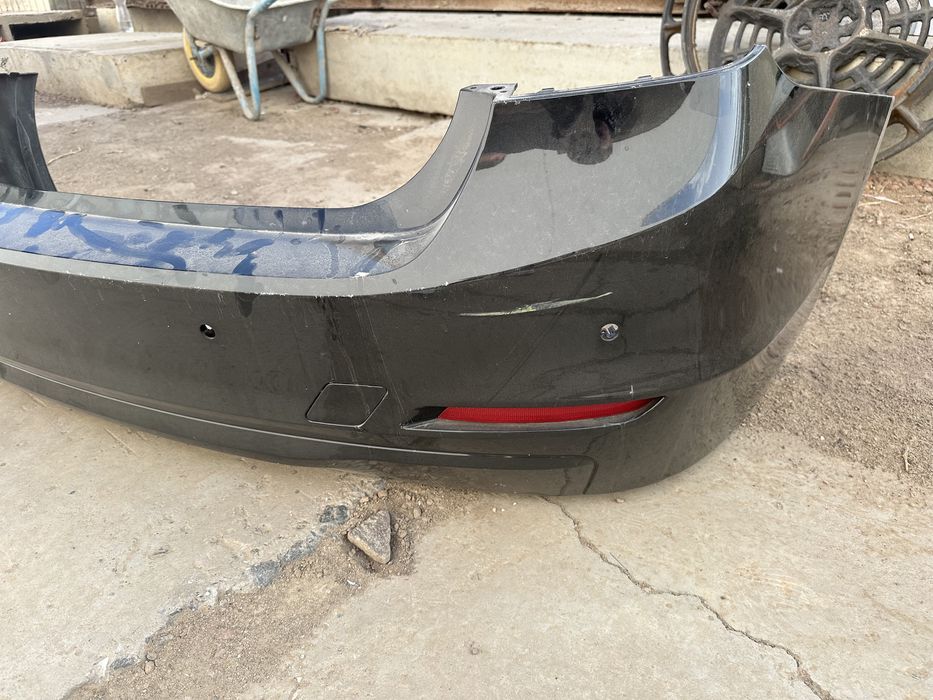 Продам задний бампер BMW f30