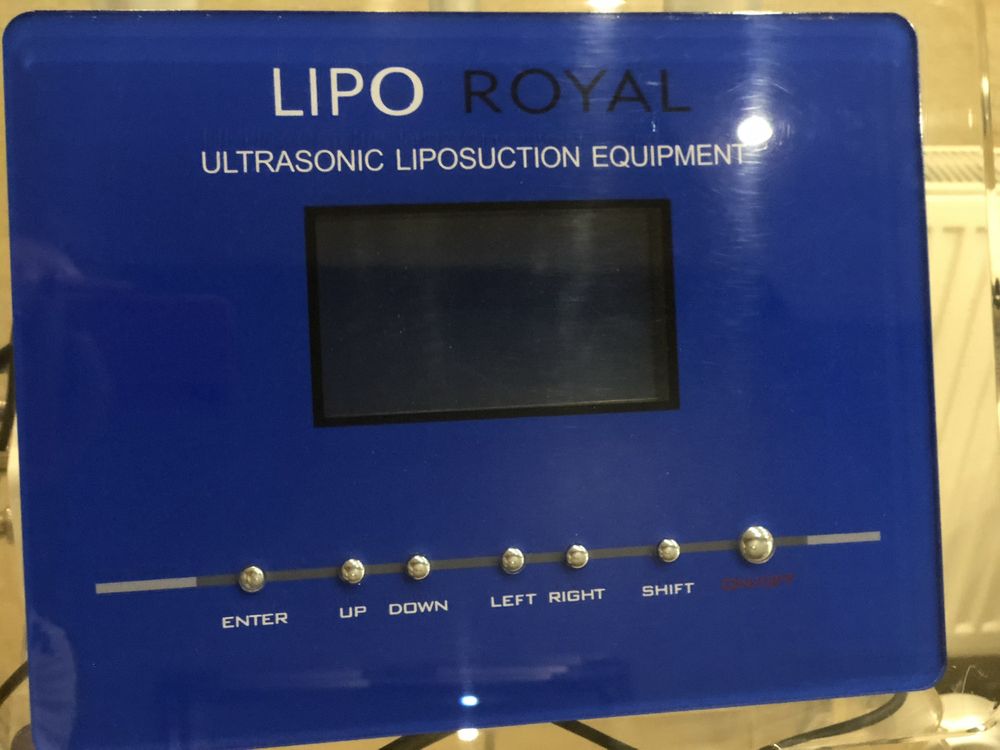 Liposukcja ultradzwiekowa plus elektrostymulacja Lipo Royal