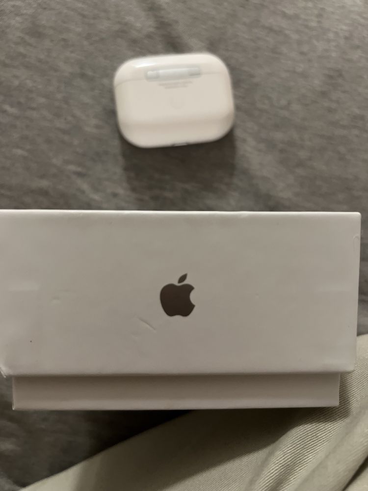 300 zloti for good condition Airpods Pro