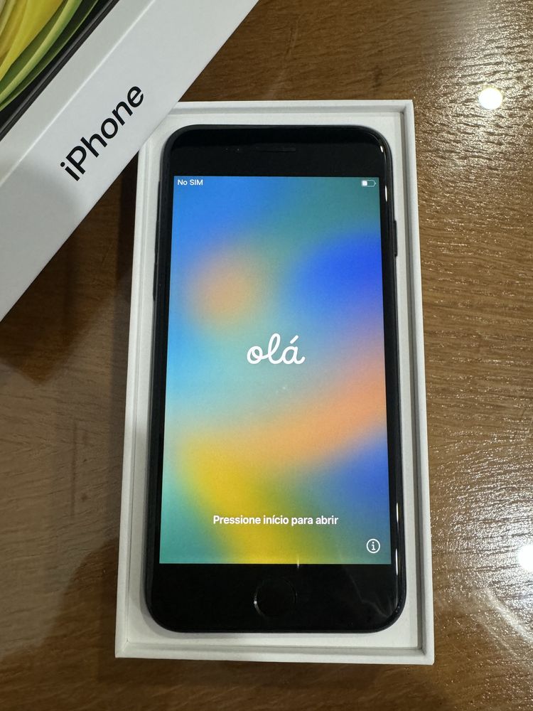 iPhone SE 64 Black 64GB