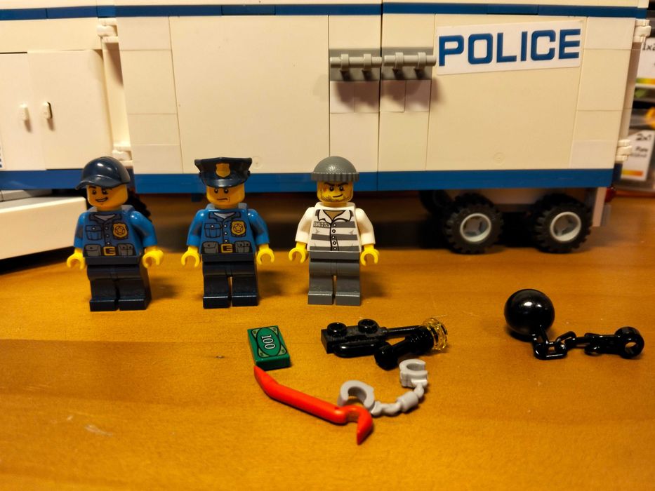 Lego city 60044 - Mobile Police Unit