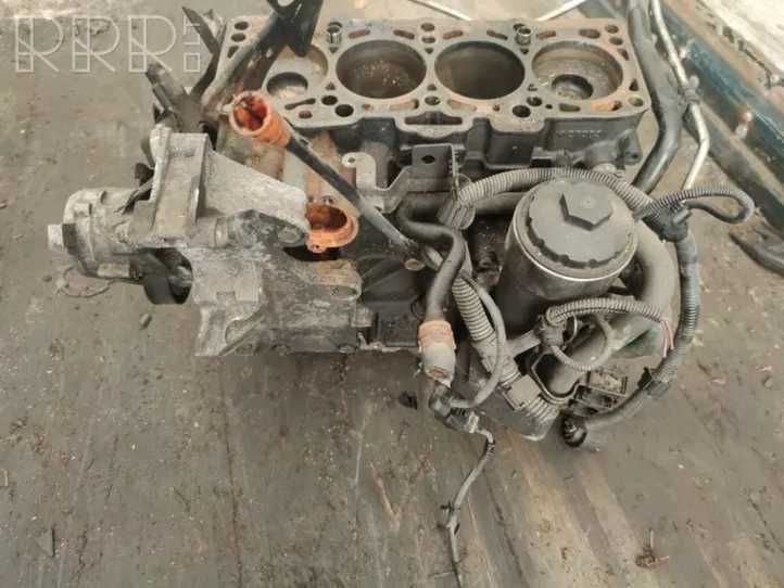 двигатель 2,0TDI AZV BKD по запчастям 038105021AB
