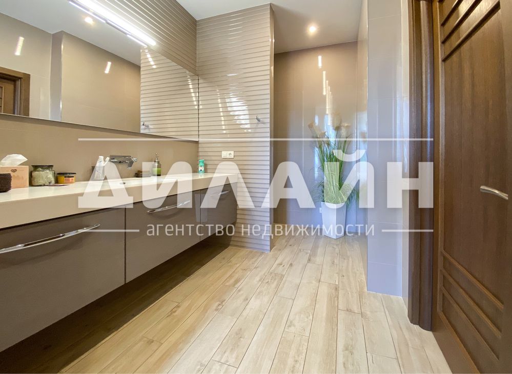 Преміум Квартира в ЖК Ренесанс