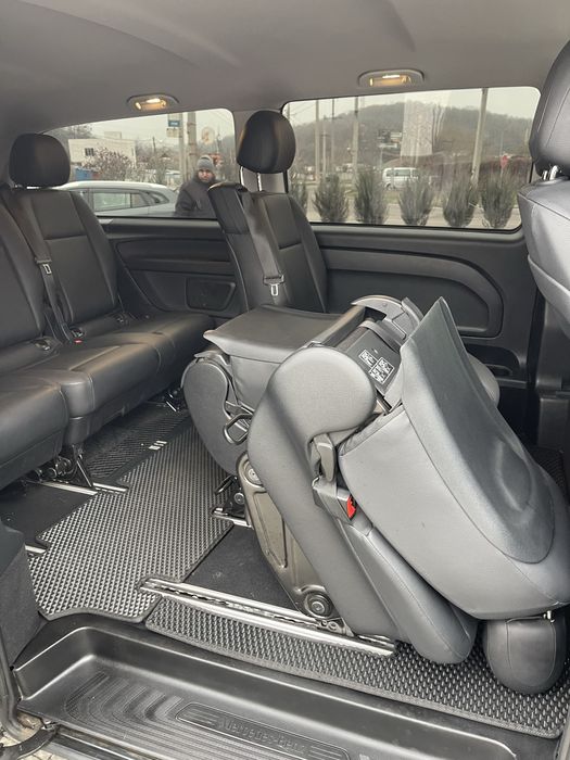 Mercedes Bito автомобіль