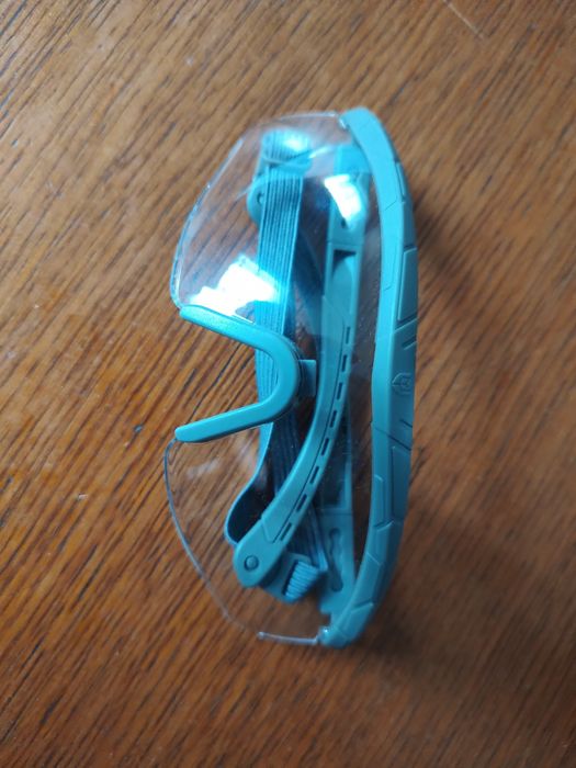 Тактичні окуляри.