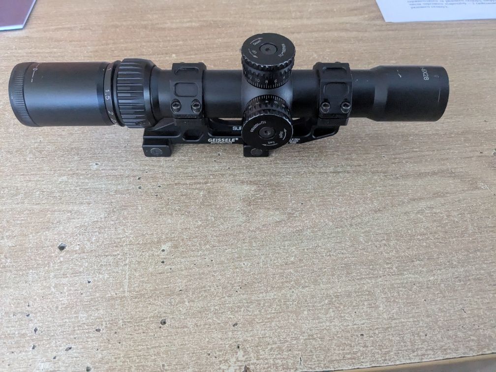 Приціл Spina 1-6x28