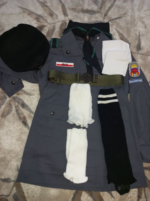 Strój harcerski dla dziewczynki ZHR