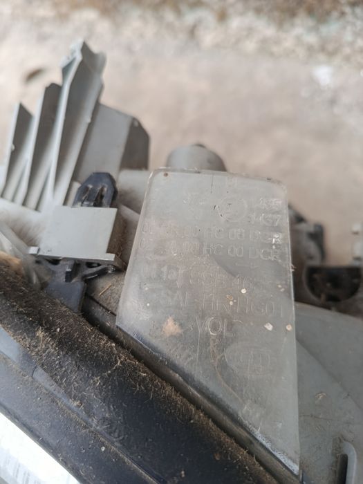 Фара Мерседес w  203