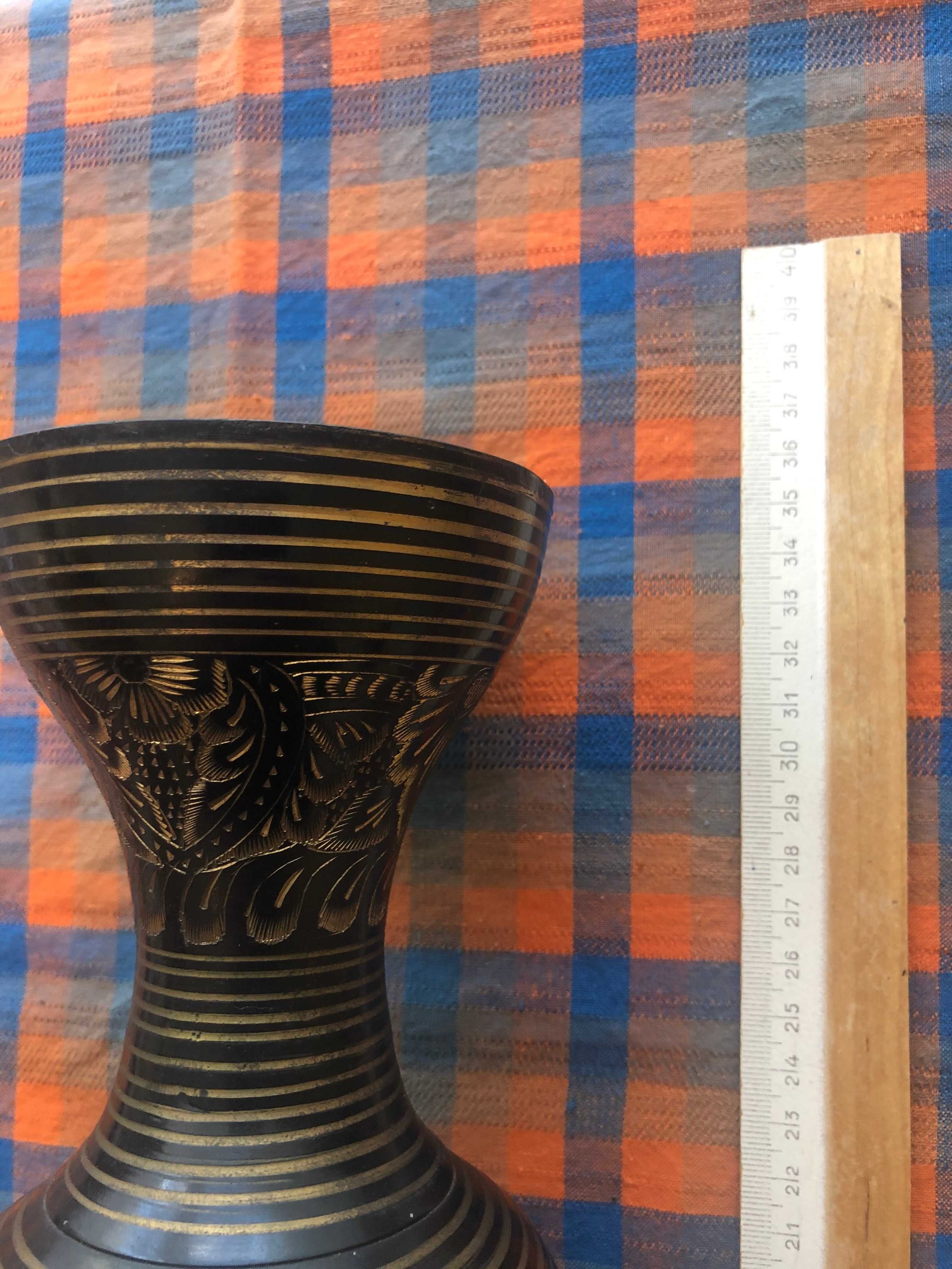 Индийская железная ваза ручной работы