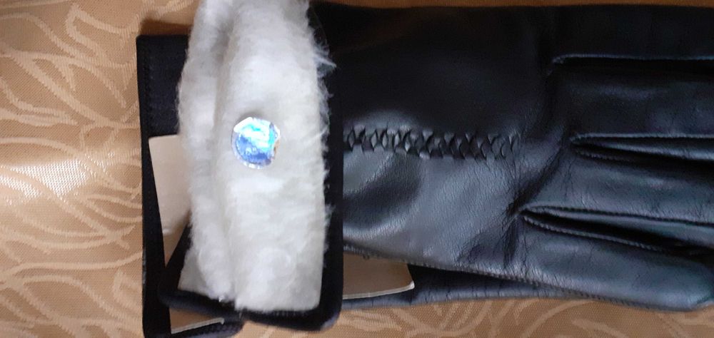 Продам перчатки женские кожа размер 7.5