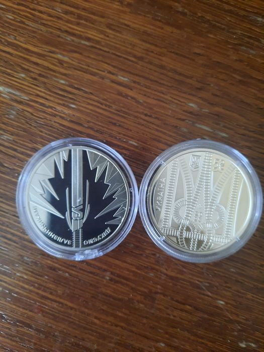 100крб,100грн Хвильовий, Шамо,країна супергероїв,українська мова,рік д