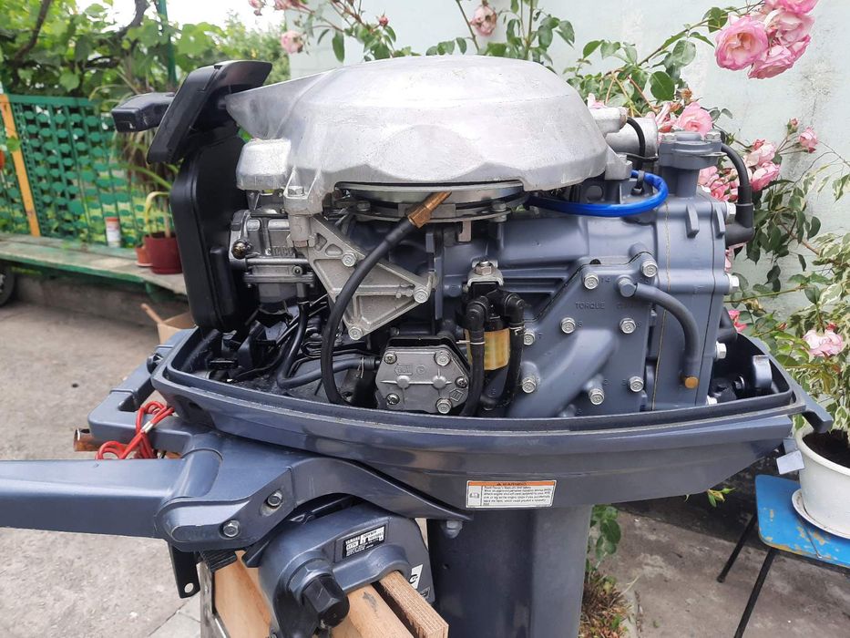 Лодочнй мотор ямаха 30