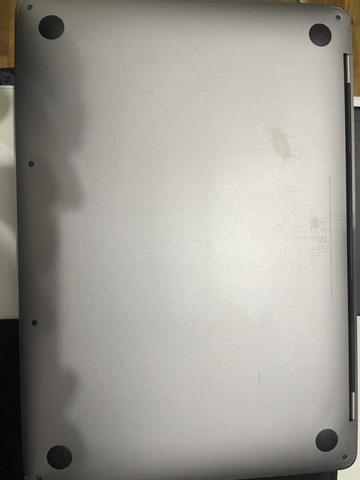 Macbook Pro 13” 2017/Intel i5/8GB RAM/128GB SSD