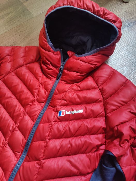 Легкий пуховик Berghaus