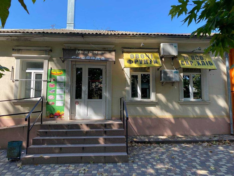 Центр Декабристів торгове приміщення 70 кв.м. прохідняк ремонт