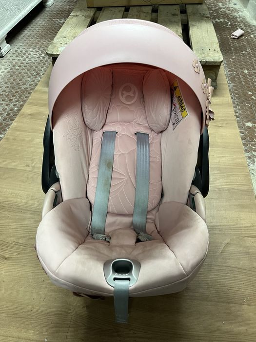 Ovo Cybex CLOUD Z2 I-SIZE simply flowers light pink