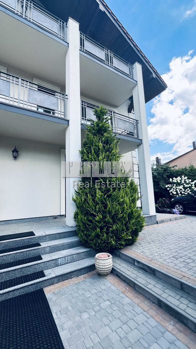 Будинок 550м2 Голосіївський район вул Добрий Шлях