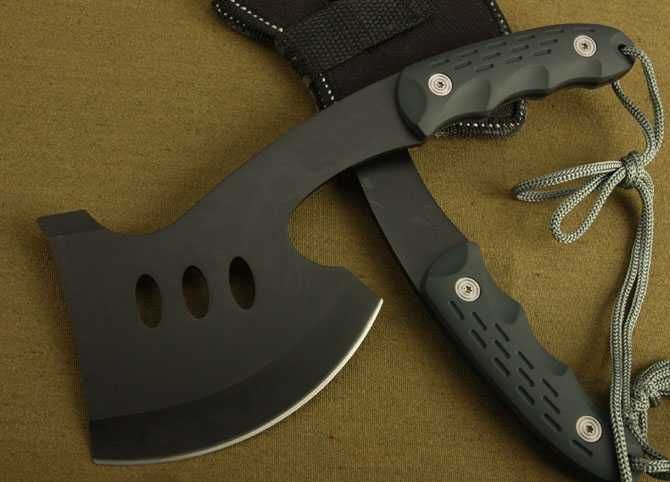 TOPOREK Tasak siekiera Tomahawk Survival T4