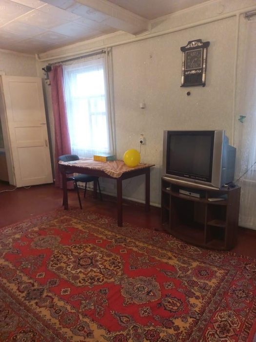 Продаж будинку в Каневі