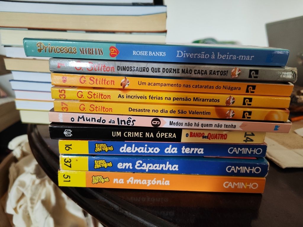 Livros - 2,5€ e 5€ cada