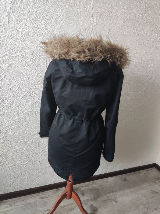 Ciepła kurtka zimowa 38 M Reserved parka