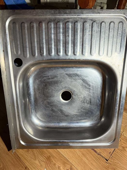 Мийка із нержавіючої сталі 50×60см нова