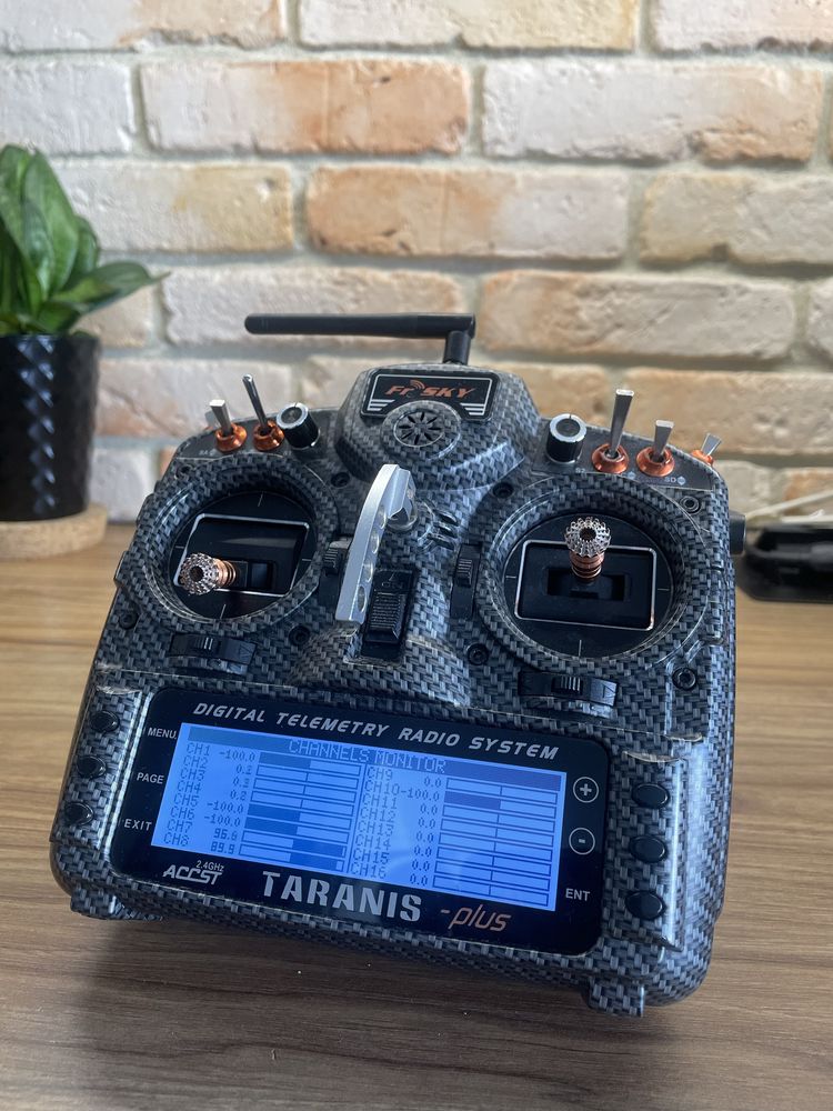 Aparatura RC Frsky Taranis X9D plus SE (X9D+ Special Edition)