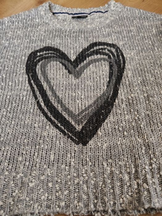 Luźny sweter 134/140