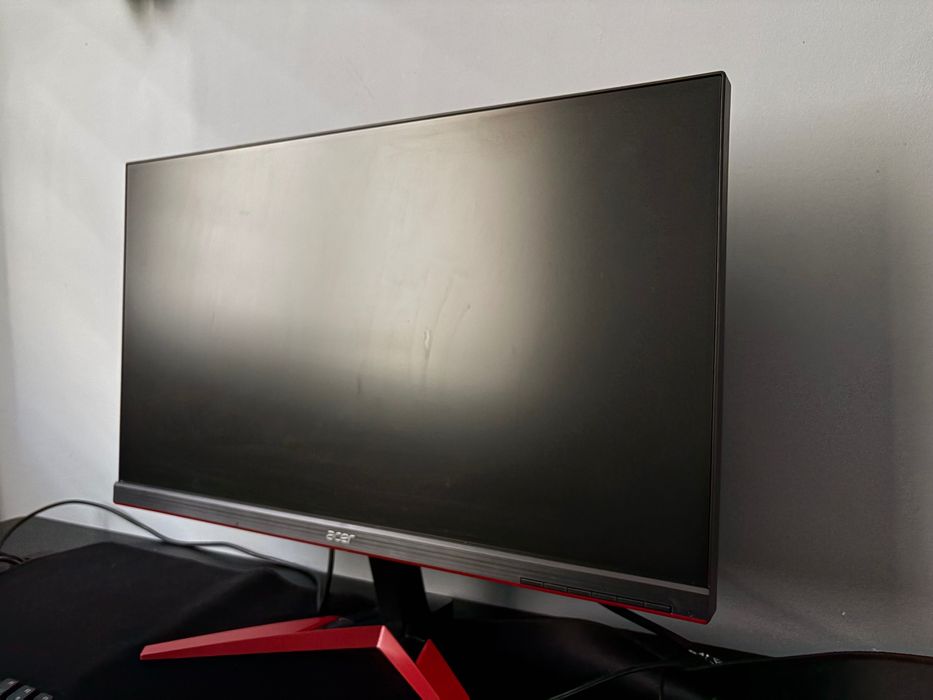 Monitor gamingowy Acer 240hz Full hd 1920 x 1080p