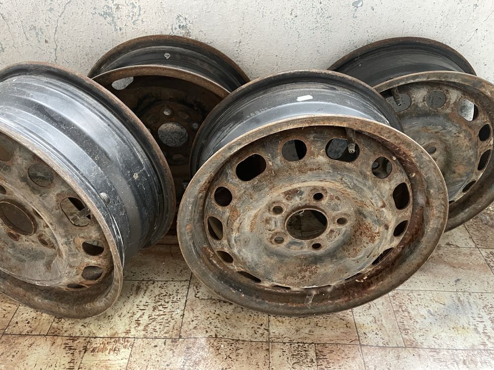 Диски металеві R15 5x114.3 (5x4.5)