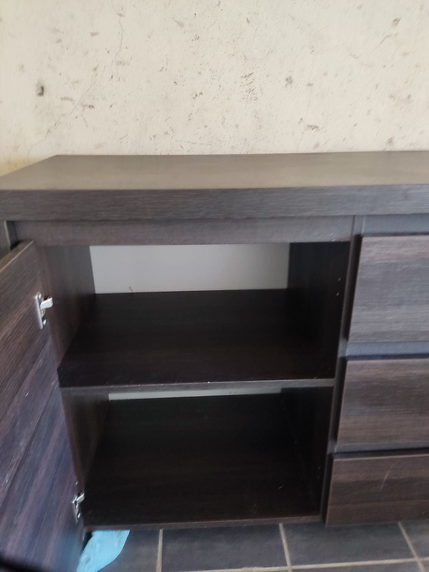 Aparador wenge com gavetas e 2 portas