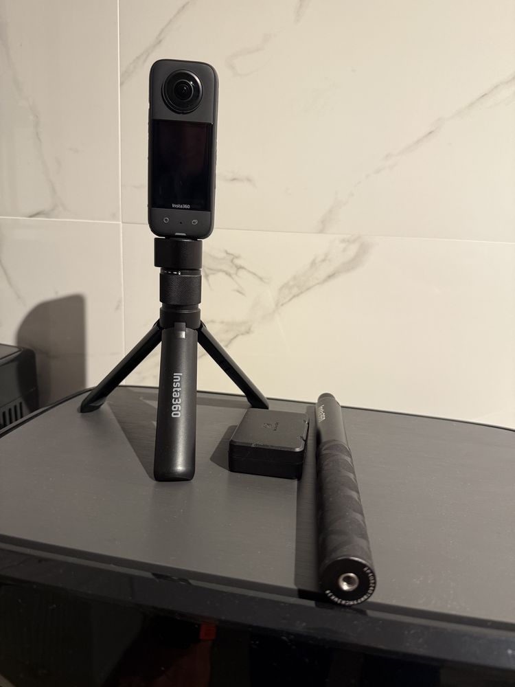 Insta 360 X 3 stan idealny z pudelkiem