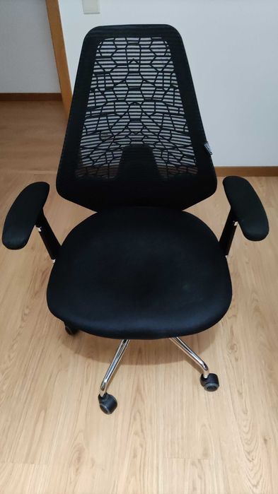 Cadeira de escritório de rede