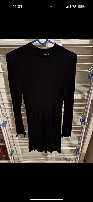 Vestido canelado Mango