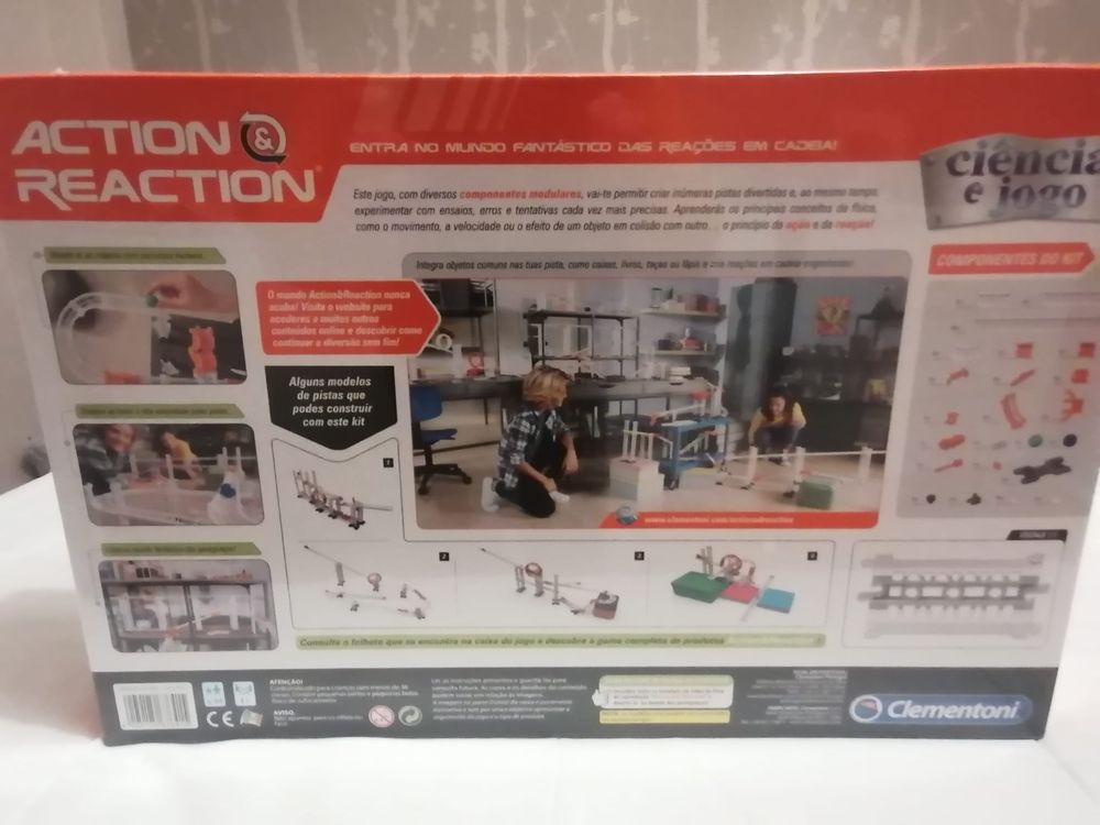 Jogo action & reaction Clementoni