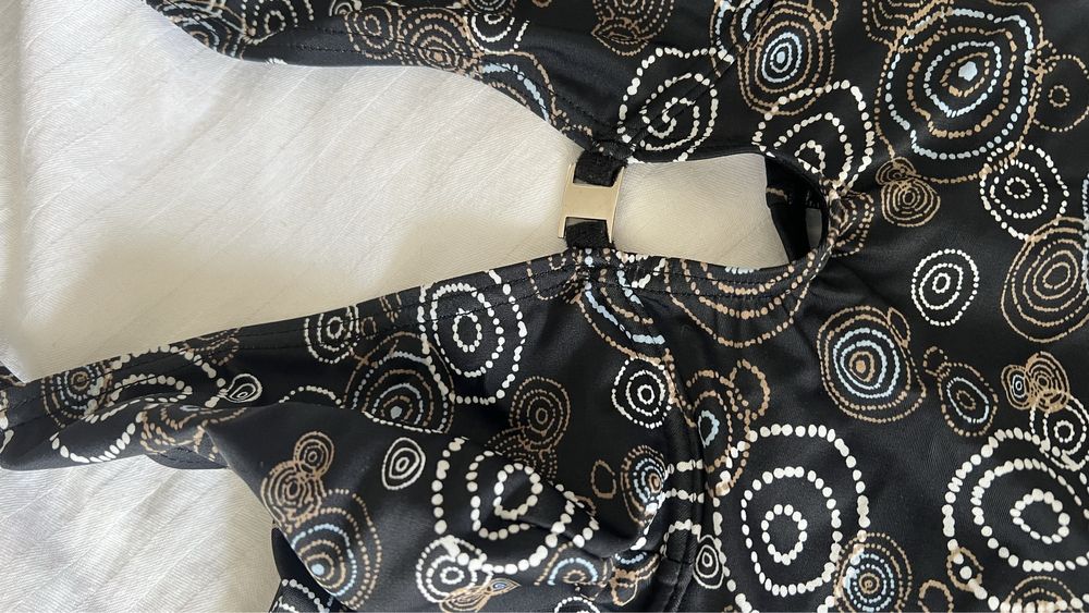 Купальник жіночий суцільний