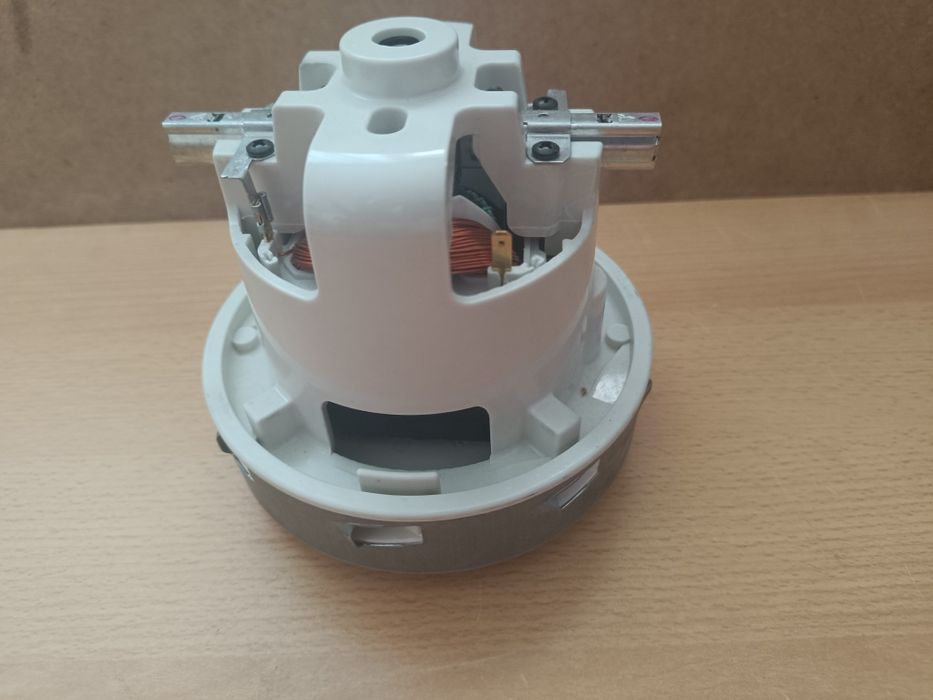 Мотор до пилососа Karcher,Puzzi. ОРИГІНАЛ