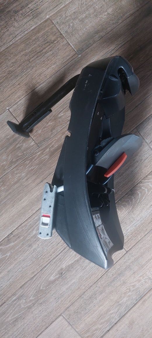 Cybex nosidełko -fotelik ,baza isofix  +wozek 3w1
