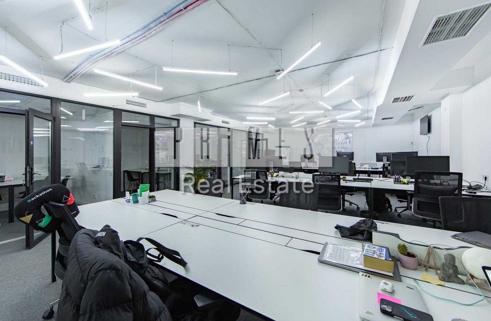 Продаж офісу, ЖК Дипломат Холл, вул. Жилянська 59