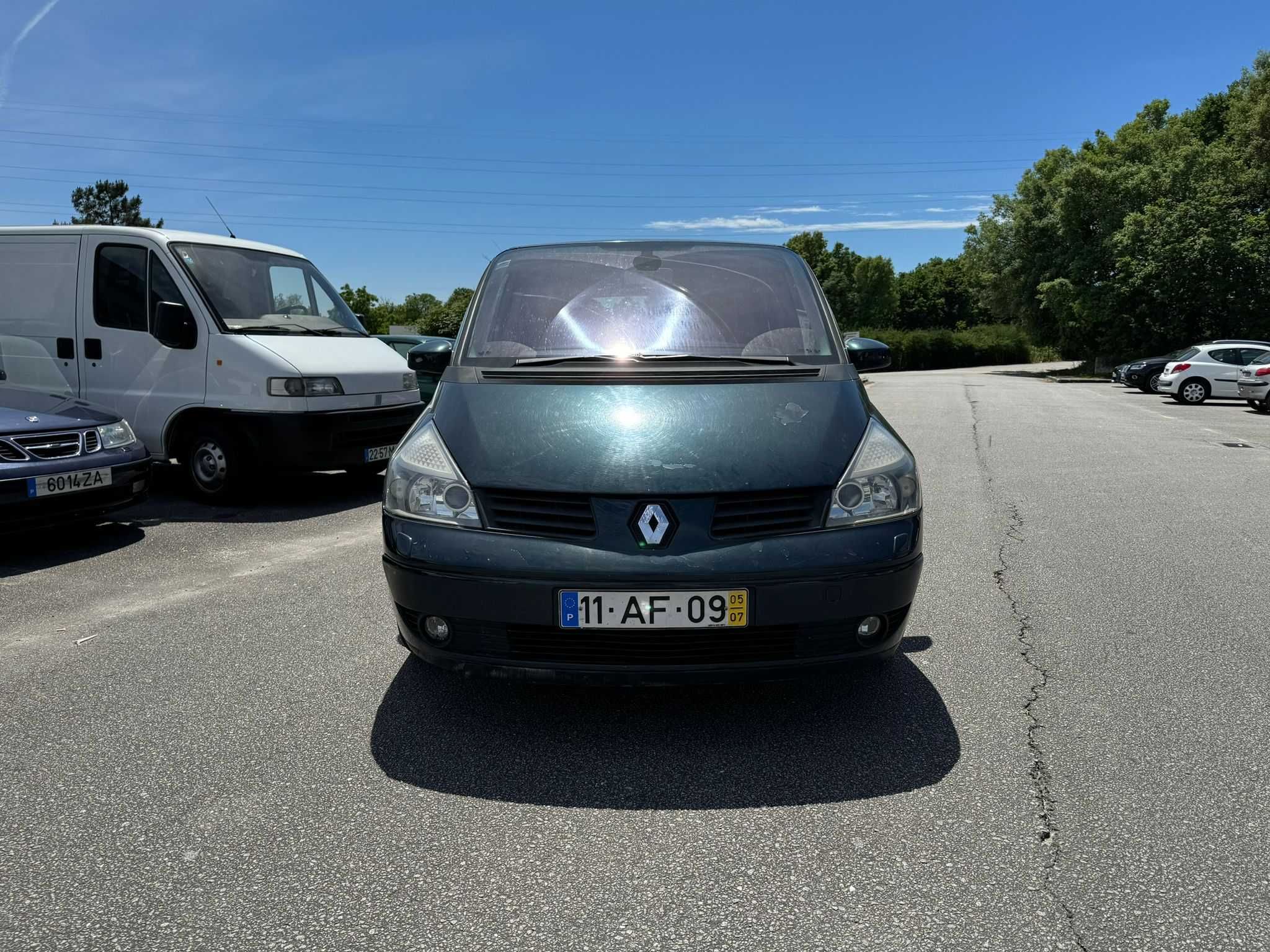Renault espace lV  do ano de 2005 2.2 dci