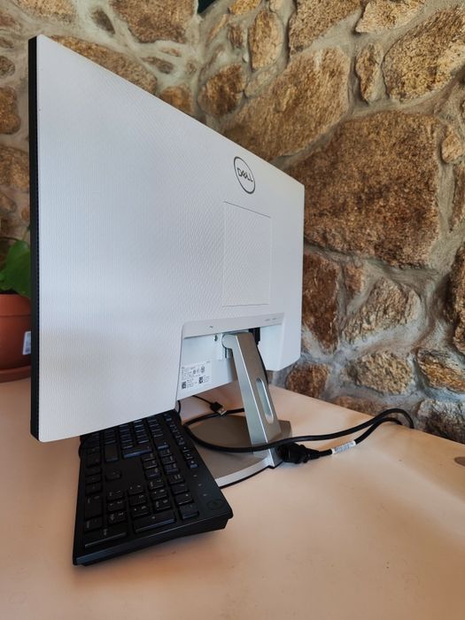 DELL Monitor e teclado