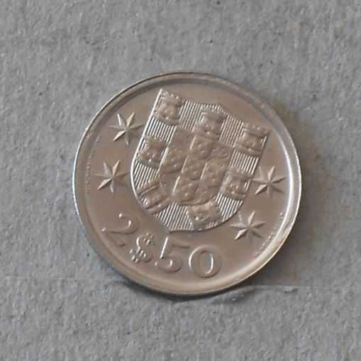 Portugal 2,5 escudos 1975 - olx X10865