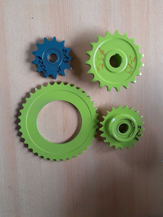 glowica silownika prasa Claas 44,46,66,160 rollant,kombajn 053368.0