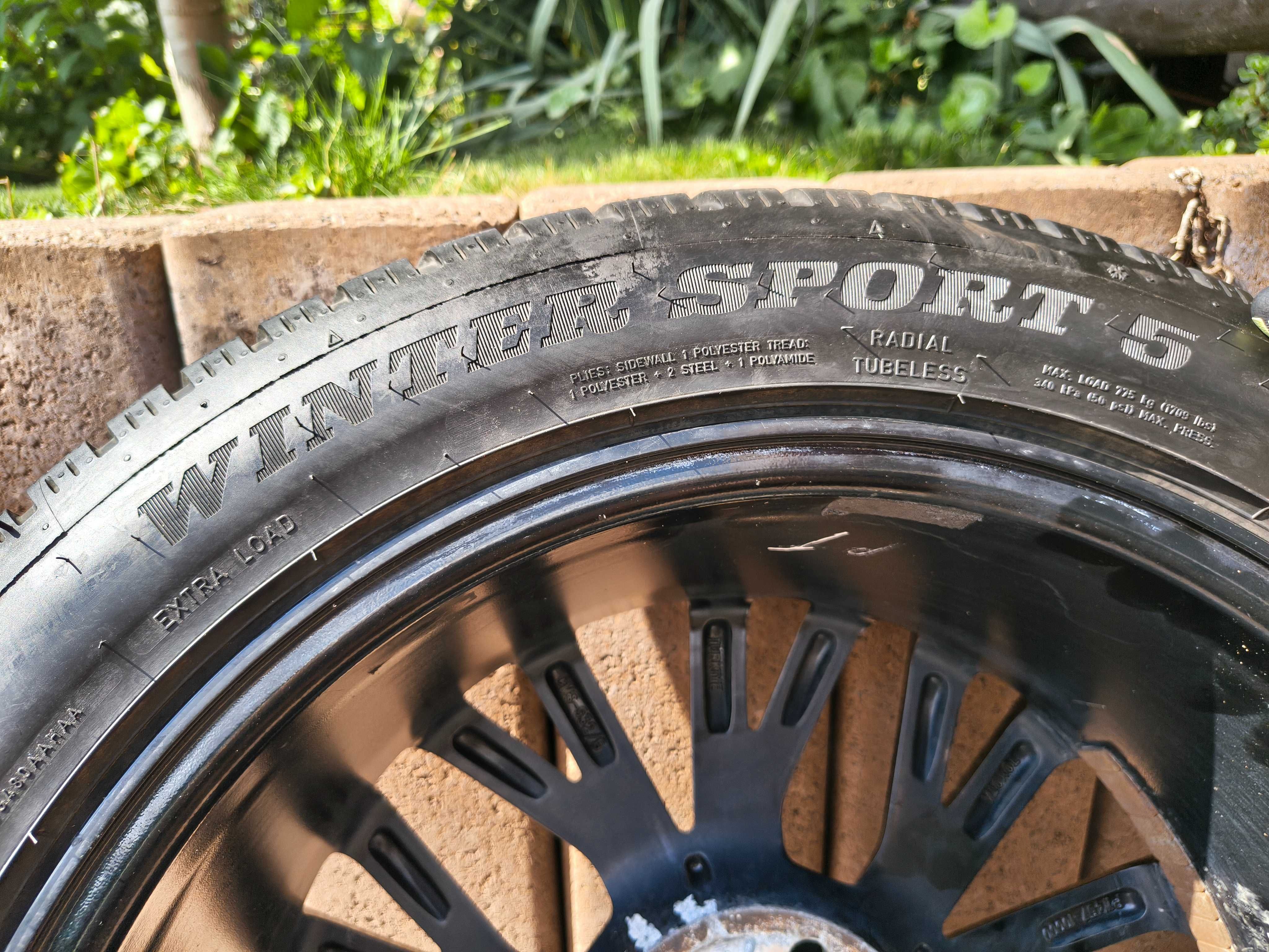 Opony i felgi zimowe DUNLOP rozmiar 18