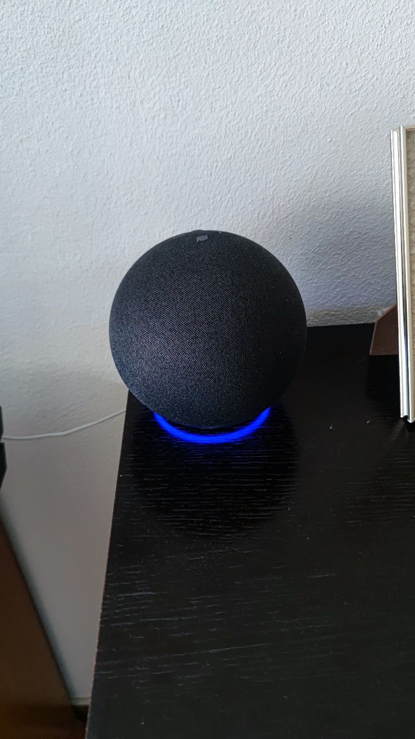 Amazon Echo 5ª Geração – Som premium, Bluetooth e Zigbee