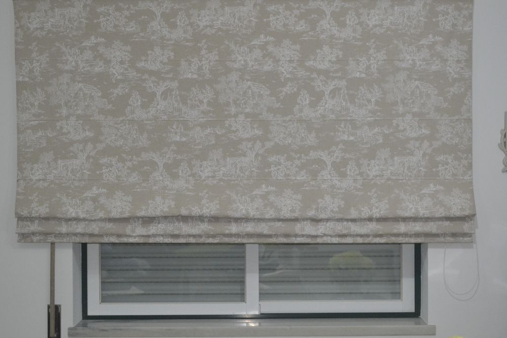 Cortinado/ Veneziana com motivo campestre