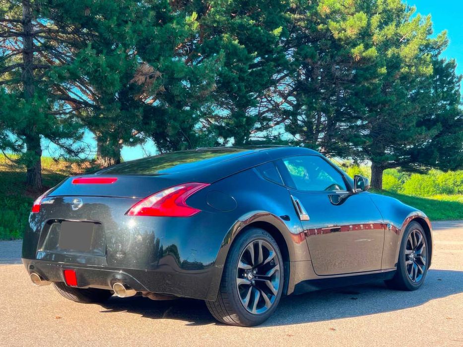 Nissan 370Z      2019